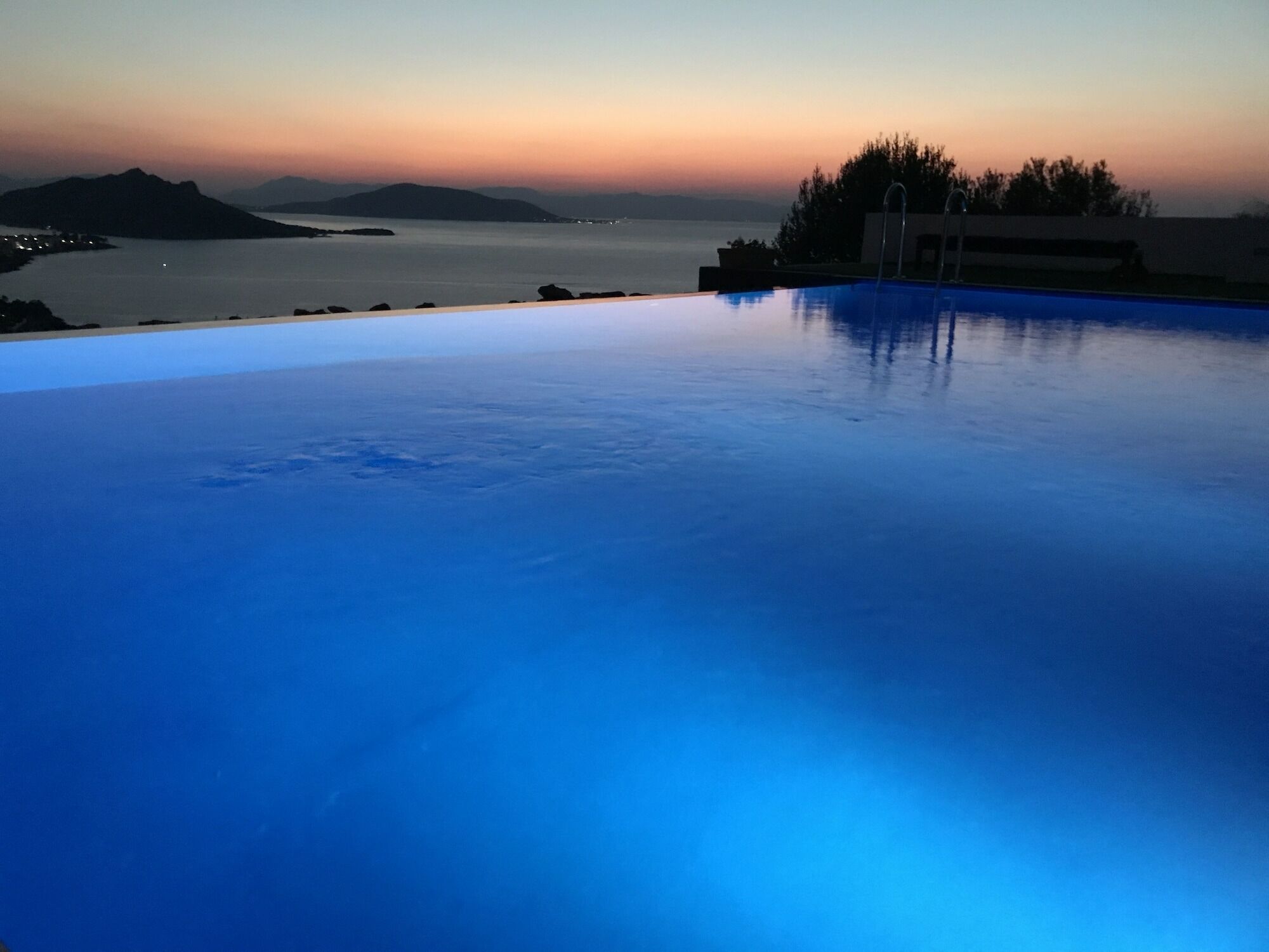 Aegina Sunset Villas ペルディカ エクステリア 写真
